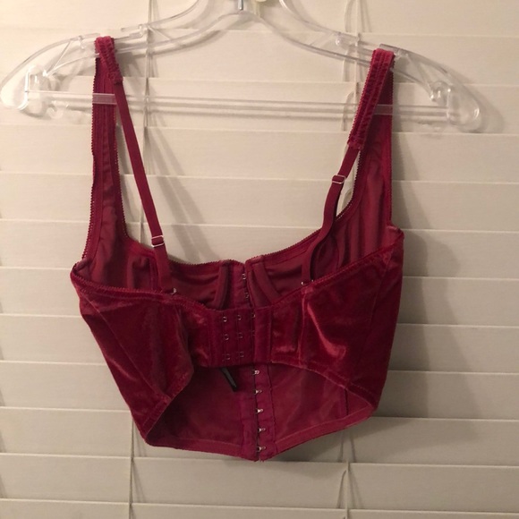 Velvet crop top - Picture 2 of 5